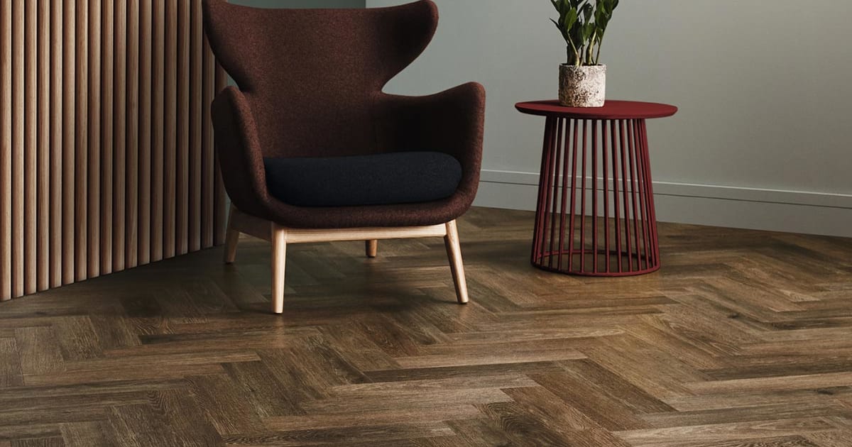 Noble Oak: Commercial LVT Wood Flooring from the Amtico Spacia